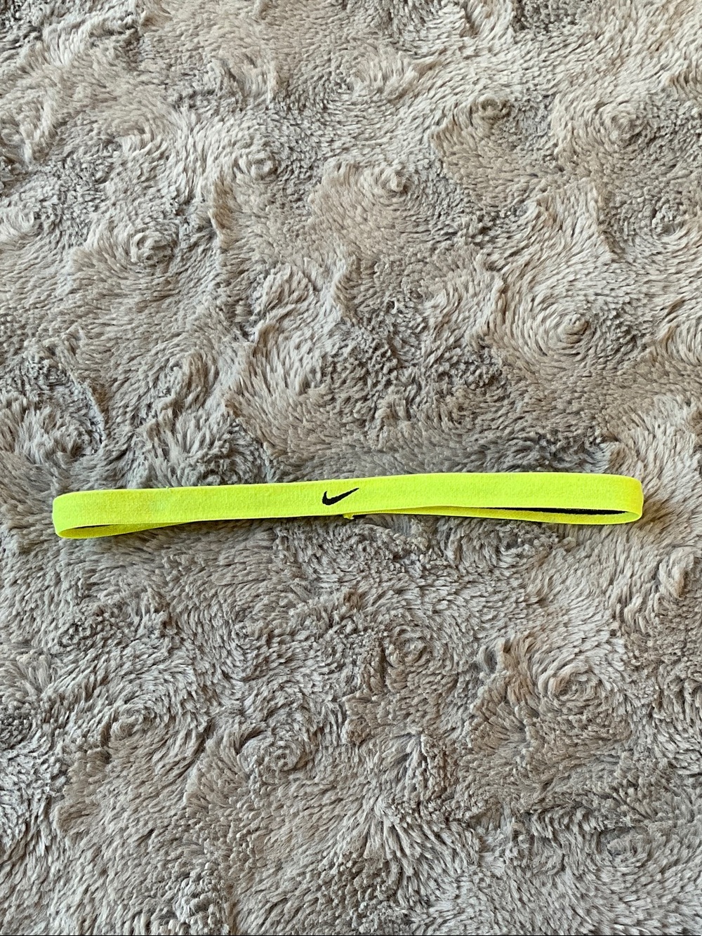Kids Nike Reflective Double Sided Neon Yellow Headband with Black Stripe
